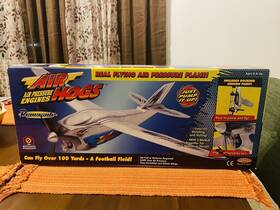 Air Hogs 778988455227 - Pressure Engines Airplane Renegade Spin Master New Sealed