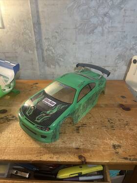 Ftx6596g Ftx Banzai Pre-painted Body Shell With Wing - Green