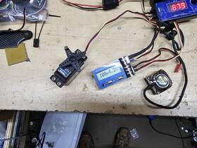 Gy611 Futaba S9256 Gyro And Servo