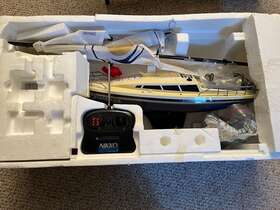 19040bc Nikko Mariner Remote Control Sail Boat With Stand Controller Battery