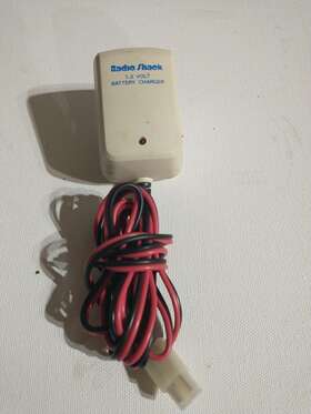 23-241b Radioshack 1998 Radio Shack Charger Only 7.2 Volts For Use With Ni-cd Battery