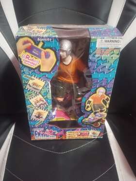 Totally Extreme Skateboard 771171119302 Vintage With 11 Inch Skater Tony Hawk Figure Rc Toy