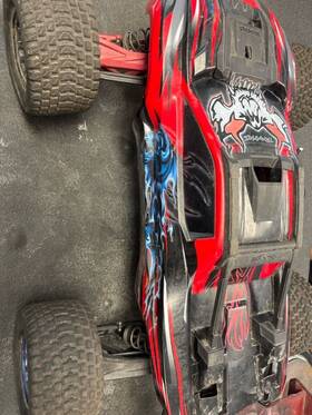 P06017640 Traxxas 78086-4 Xrt