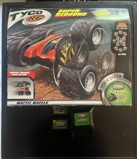 Tyco 043302377517 Vintage 1997 Super Rebound Mattel Wheels 27 Mhz Remote Control Stunt Car