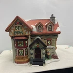 No Cord Heartland Valley Village, Deluxe Porcelain Lighted 1 N. Pole Lane House. Fixed Price $25.00.