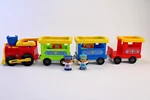 Fisher Price Little People 2012 Rr Set W/ 4 And. Fixed Price $19.99.