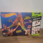 2014 New Hot Wheels Track Builder Volcano Blast 8 Car Rapid Launch Workshop Rare. Fixed Price $115.50.
