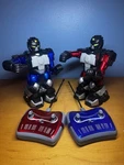 Control Boxing Robots Set 2 Rc Battle Fighting Toy W Remotes. Fixed Price $29.95.
