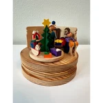 Wind-up Christmas Music Box By Graupner Holzminiaturen Crottendorf-erzgebirge. Fixed Price $95.00.